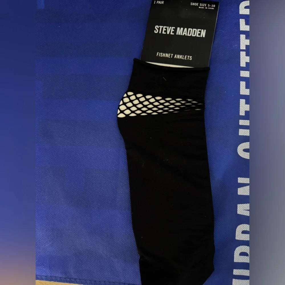 Steve Madden Black Fishnet Casual Socks